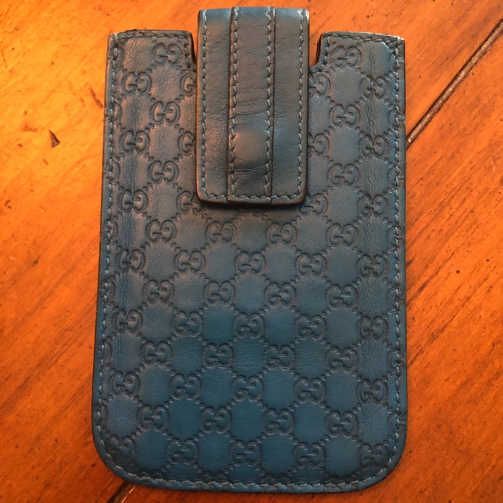 Gucci Micro GG Pattern Card Case